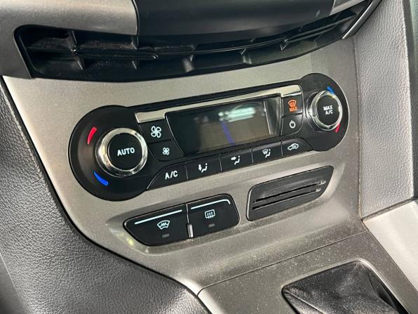Ford Focus III с пробегом 2013 года, цена 910 000 рублей, 158140 км, хэтчбек, Автокод Объявления