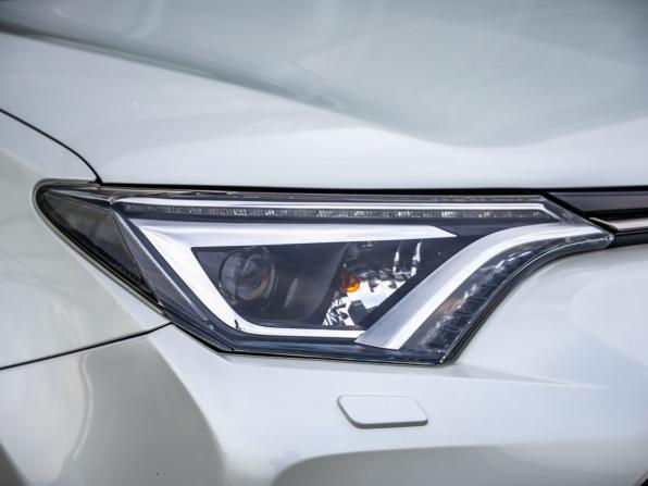 Toyota RAV4 IV (XA40) Рестайлинг с пробегом 2019 года, цена 2 468 000 рублей, 109100 км, внедорожник, Автокод Объявления
