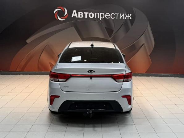 Kia Rio IV с пробегом 2018 года, цена 1 070 000 рублей, 190000 км, седан, Автокод Объявления