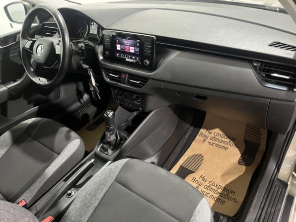 Skoda Rapid II с пробегом 2021 года, цена 1 585 000 рублей, 90750 км, лифтбек, Автокод Объявления