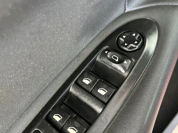 Citroen C4 II с пробегом 2012 года, цена 420 000 рублей, 259301 км, хэтчбек, Автокод Объявления