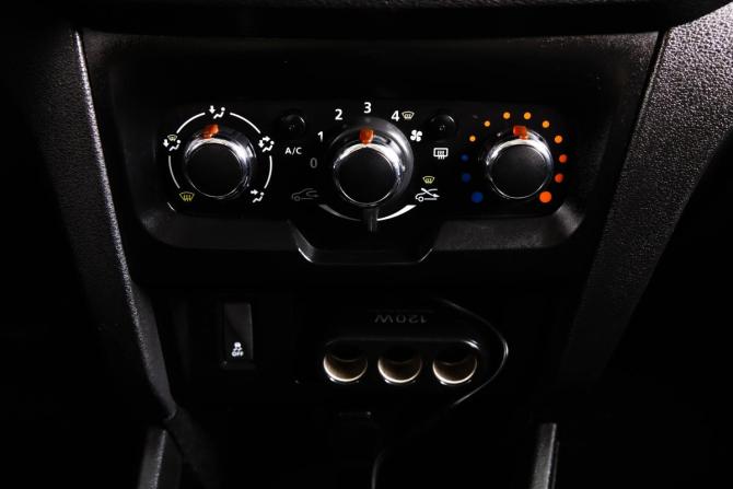 Lada (ВАЗ) XRAY I с пробегом 2018 года, цена 859 000 рублей, 62305 км, хэтчбек, Автокод Объявления