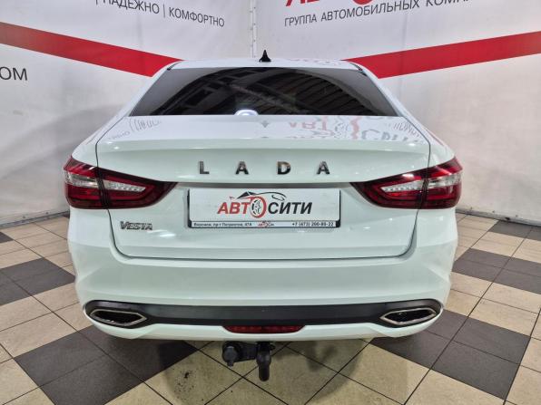 Lada (ВАЗ) Vesta I Рестайлинг (NG) с пробегом 2023 года, цена 949 000 рублей, 181777 км, седан, Автокод Объявления
