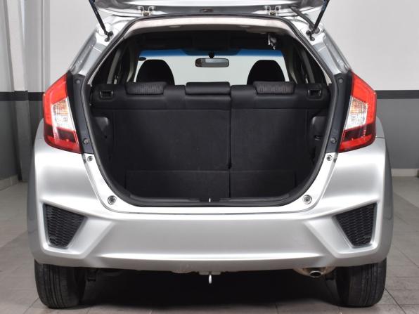 Honda Fit III с пробегом 2013 года, цена 1 005 995 рублей, 62943 км, хэтчбек, Автокод Объявления