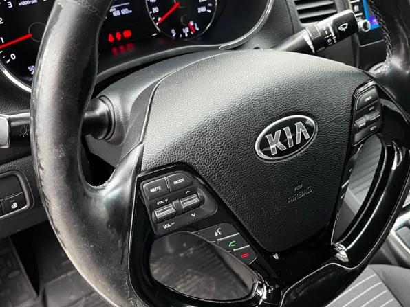 Kia Cerato III Рестайлинг (Classic) с пробегом 2017 года, цена 1 250 000 рублей, 137000 км, седан, Автокод Объявления