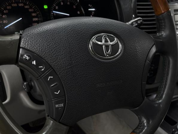 Toyota Land Cruiser 100 Series Рестайлинг 2 с пробегом 2006 года, цена 1 740 000 рублей, 393577 км, внедорожник, Автокод Объявления