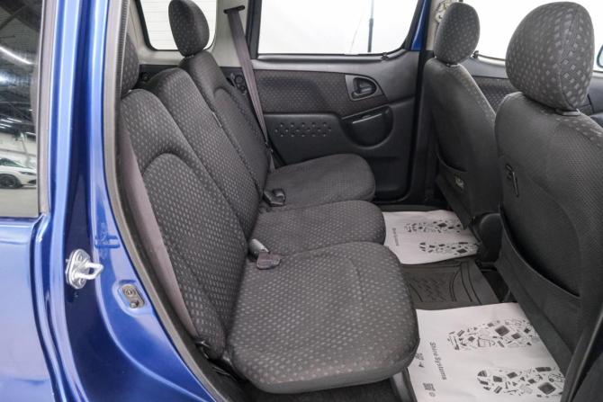 Toyota FunCargo с пробегом 2003 года, цена 559 000 рублей, 330250 км, компактвэн, Автокод Объявления