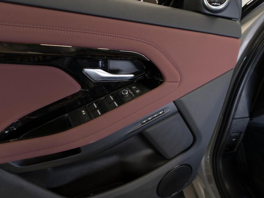 Land Rover Range Rover Evoque II Рестайлинг Москва  - изображение 16