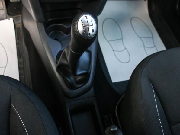 Renault Sandero II с пробегом 2015 года, цена 946 000 рублей, 99720 км, хэтчбек, Автокод Объявления