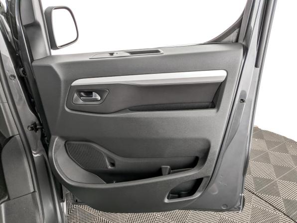 Opel Zafira Life I с пробегом 2021 года, цена 3 725 000 рублей, 42835 км, минивэн, Автокод Объявления