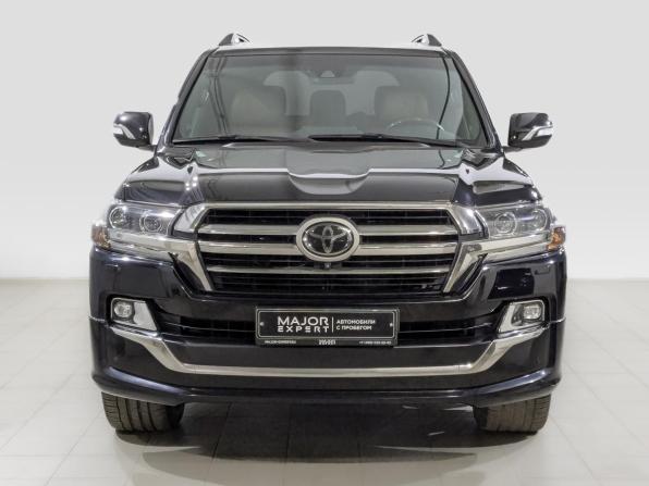 Toyota Land Cruiser 200 Series Рестайлинг 2 с пробегом 2019 года, цена 7 950 000 рублей, 95423 км, внедорожник, Автокод Объявления