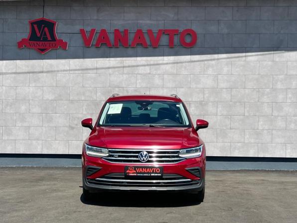 Volkswagen Tiguan II Рестайлинг с пробегом 2021 года, цена 3 300 000 рублей, 63900 км, внедорожник, Автокод Объявления