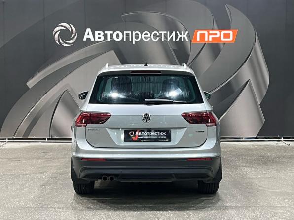 Volkswagen Tiguan II с пробегом 2018 года, цена 2 620 000 рублей, 89533 км, внедорожник, Автокод Объявления