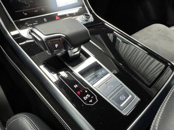 Audi Q7 II (4M) Рестайлинг с пробегом 2022 года, цена 9 590 000 рублей, 24286 км, внедорожник, Автокод Объявления