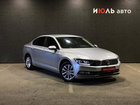 Volkswagen Passat B8 с пробегом 2015 года, цена 1 880 000 рублей, 141439 км, седан, Автокод Объявления