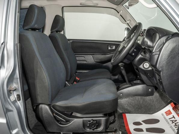 Nissan Kix с пробегом 2012 года, цена 745 000 рублей, 104957 км, внедорожник, Автокод Объявления