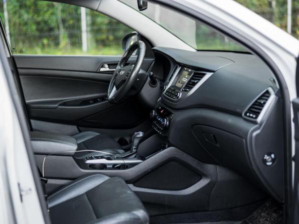 Hyundai Tucson III с пробегом 2018 года, цена 1 710 000 рублей, 133971 км, внедорожник, Автокод Объявления