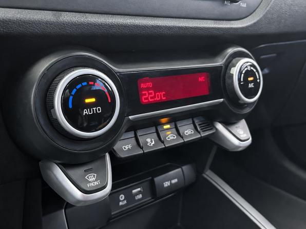 Kia Rio IV с пробегом 2018 года, цена 1 189 000 рублей, 137615 км, хэтчбек, Автокод Объявления