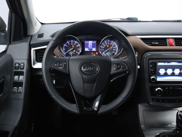 JAC T6 с пробегом 2023 года, цена 1 350 000 рублей, 153390 км, offers.body_type.unknown, Автокод Объявления