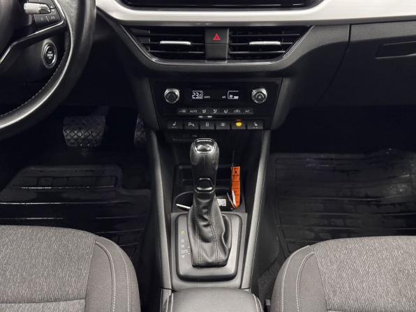 Skoda Rapid II с пробегом 2022 года, цена 1 710 000 рублей, 121457 км, лифтбек, Автокод Объявления
