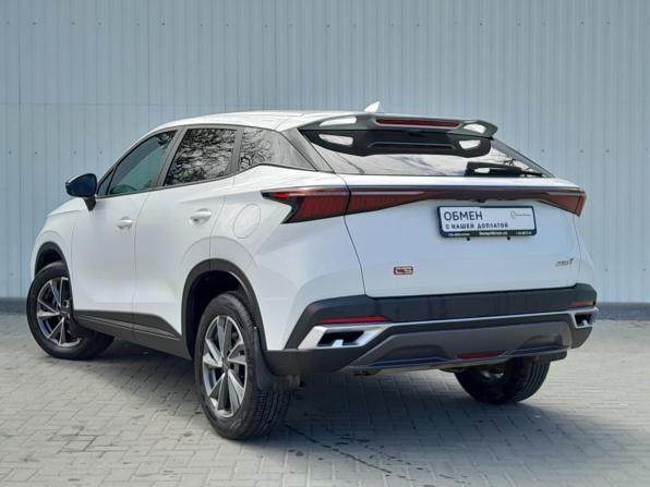 Omoda C5 I с пробегом 2024 года, цена 1 939 000 рублей, 24000 км, внедорожник, Автокод Объявления