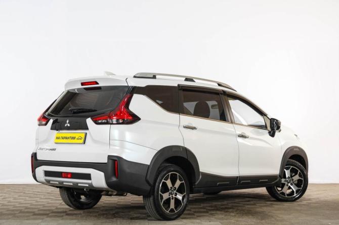 Mitsubishi Xpander I с пробегом 2022 года, цена 2 159 000 рублей, 54501 км, внедорожник, Автокод Объявления