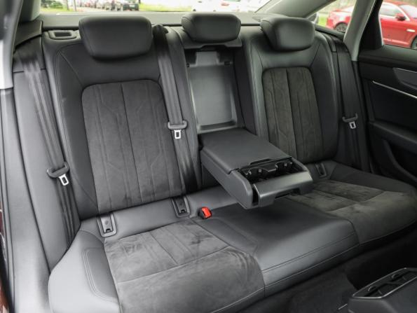 Audi A6 V (C8) с пробегом 2021 года, цена 2 949 000 рублей, 153315 км, седан, Автокод Объявления