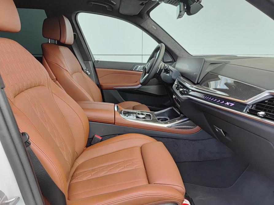 BMW X7 I (G07) Рестайлинг Казань  - изображение 13