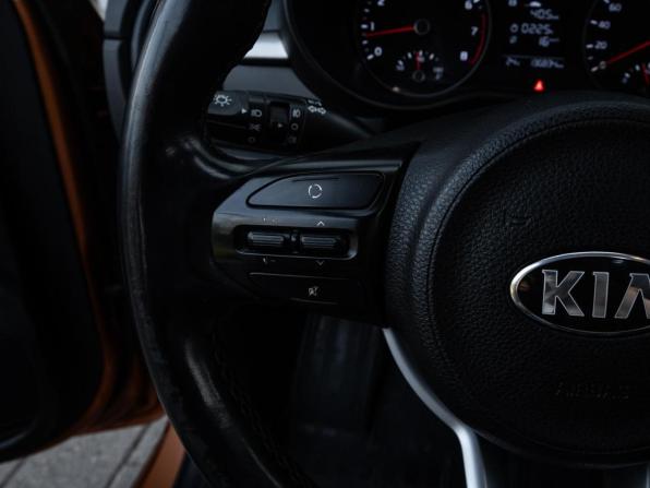 Kia Rio IV с пробегом 2017 года, цена 1 238 000 рублей, 136834 км, седан, Автокод Объявления