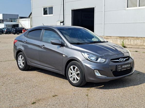 Hyundai Solaris I с пробегом 2014 года, цена 520 000 рублей, 224692 км, седан, Автокод Объявления