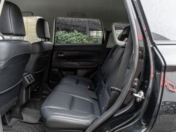 Mitsubishi Outlander III Рестайлинг 2 с пробегом 2018 года, цена 1 587 000 рублей, 100099 км, внедорожник, Автокод Объявления