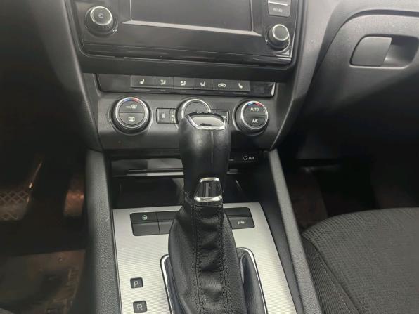Skoda Octavia III (A7) с пробегом 2016 года, цена 1 219 000 рублей, 150000 км, лифтбек, Автокод Объявления