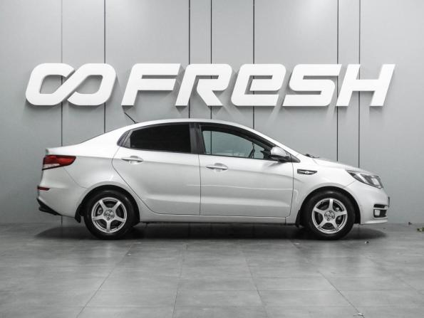 Kia Rio III Рестайлинг с пробегом 2015 года, цена 799 000 рублей, 198189 км, седан, Автокод Объявления
