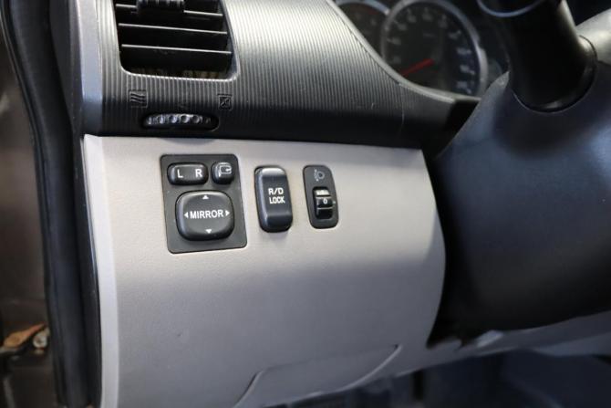 Mitsubishi L200 IV с пробегом 2011 года, цена 1 349 990 рублей, 269786 км, пикап, Автокод Объявления