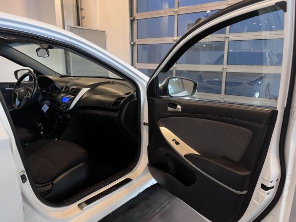 Hyundai Solaris I с пробегом 2011 года, цена 481 000 рублей, 241941 км, седан, Автокод Объявления