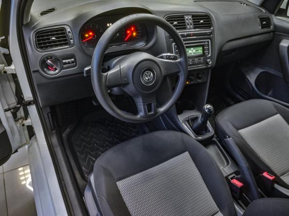 Volkswagen Polo V с пробегом 2015 года, цена 691 850 рублей, 198000 км, седан, Автокод Объявления