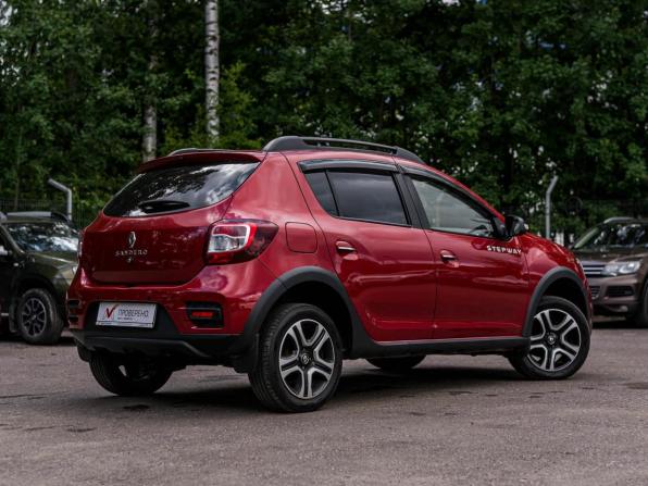 Renault Sandero II Рестайлинг с пробегом 2020 года, цена 989 000 рублей, 132286 км, хэтчбек, Автокод Объявления