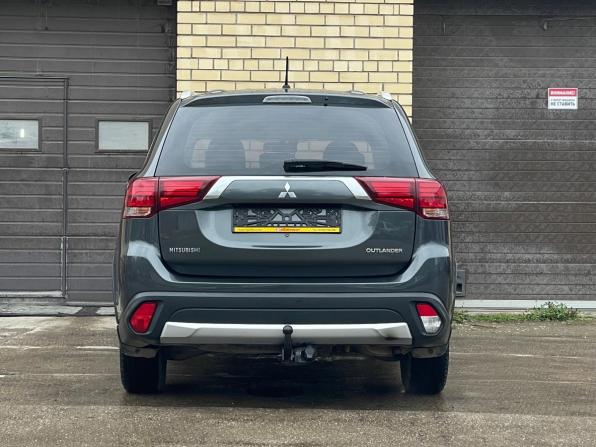 Mitsubishi Outlander III Рестайлинг 2 с пробегом 2016 года, цена 1 719 000 рублей, 161000 км, внедорожник, Автокод Объявления