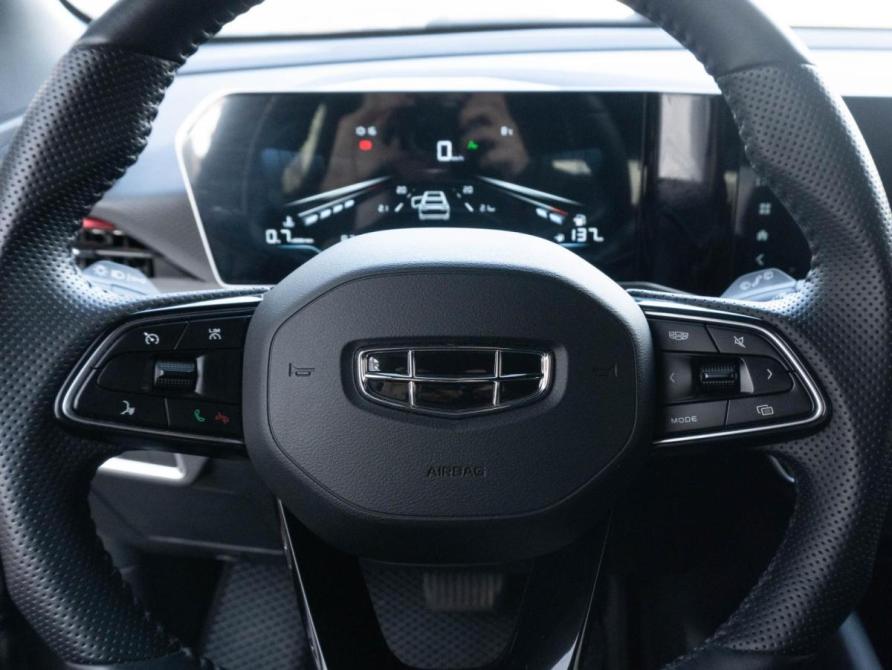 Geely Binyue I Рестайлинг 2 Улан-Удэ  - изображение 22