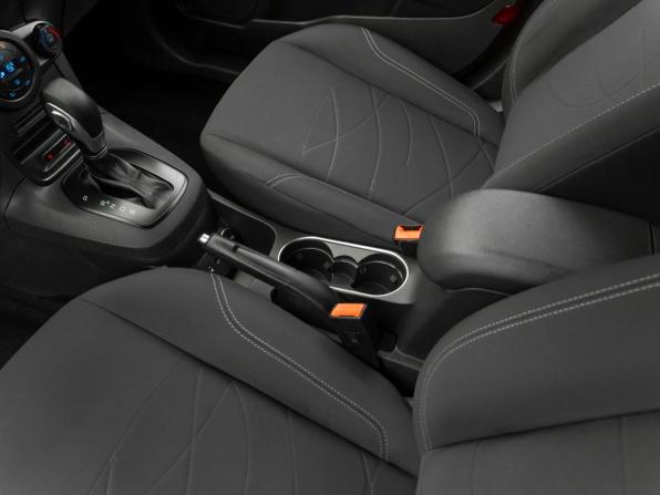 Ford Fiesta Mk6 Рестайлинг с пробегом 2015 года, цена 1 120 000 рублей, 87417 км, седан, Автокод Объявления