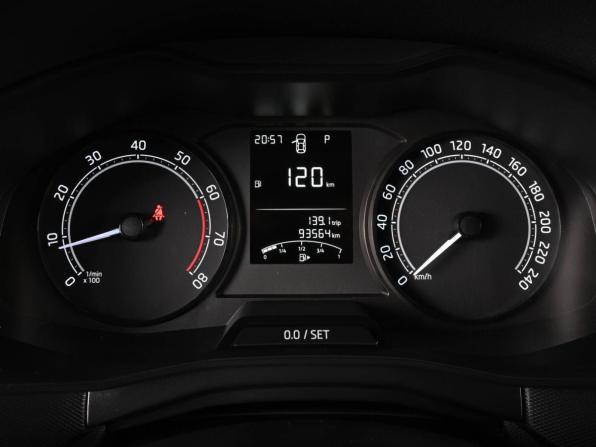 Skoda Rapid II с пробегом 2021 года, цена 1 599 000 рублей, 93564 км, лифтбек, Автокод Объявления
