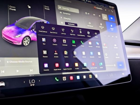 Tesla Model Y I с пробегом 2021 года, цена 4 100 000 рублей, 65205 км, внедорожник, Автокод Объявления