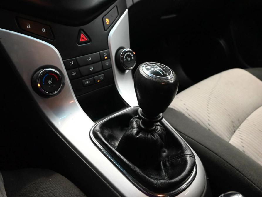 Chevrolet Cruze I Рестайлинг Екатеринбург  - изображение 16
