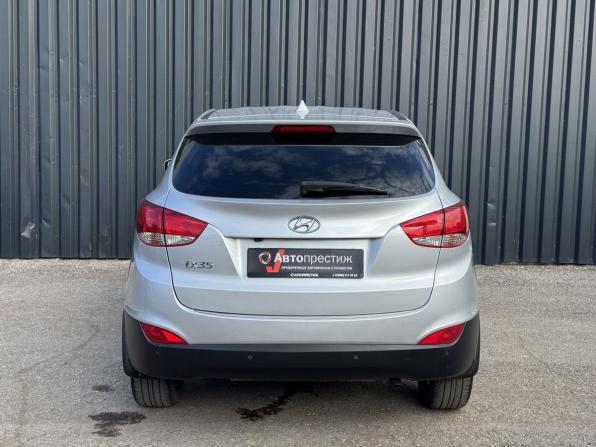 Hyundai ix35 I Рестайлинг с пробегом 2015 года, цена 1 270 000 рублей, 103850 км, внедорожник, Автокод Объявления