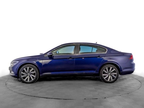 Volkswagen Passat B8 с пробегом 2019 года, цена 2 400 000 рублей, 128087 км, седан, Автокод Объявления