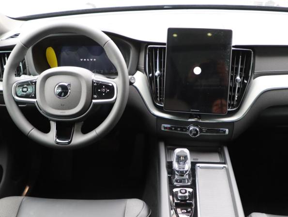 Volvo XC60 II Рестайлинг 2 с пробегом 2025 года, цена 6 490 000 рублей, 25 км, внедорожник, Автокод Объявления