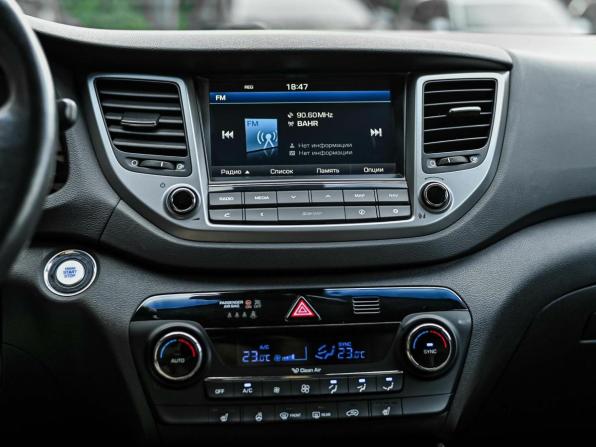 Hyundai Tucson III с пробегом 2016 года, цена 1 750 000 рублей, 180828 км, внедорожник, Автокод Объявления