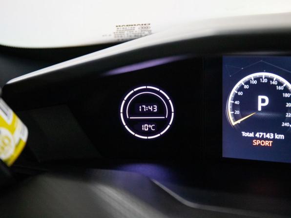 Changan UNI-V I с пробегом 2022 года, цена 2 650 000 рублей, 47143 км, лифтбек, Автокод Объявления