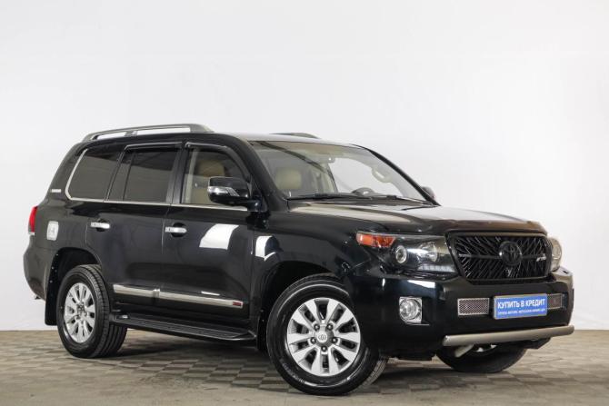 Toyota Land Cruiser 200 Series Рестайлинг 1
