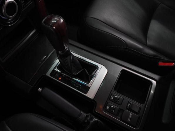 Toyota Land Cruiser Prado 150 Series Рестайлинг 1 с пробегом 2014 года, цена 3 710 000 рублей, 187923 км, внедорожник, Автокод Объявления